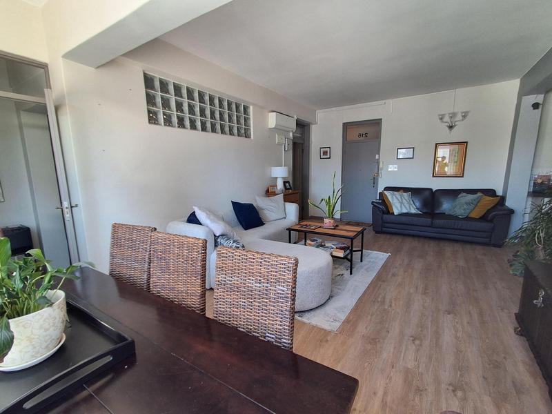 2 Bedroom Property for Sale in Sea Point Western Cape